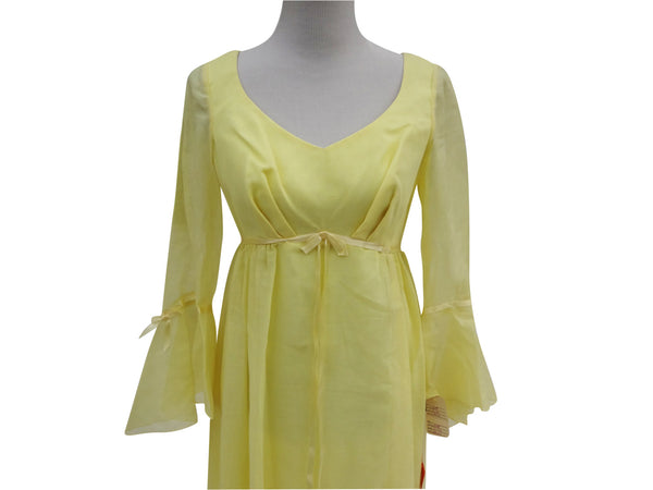 Long Vintage Yellow Bridesmaid Dress with Bell Sleeves Sz 11 Fits like shopnueve Long Vintage Yellow Bridesmaid Dress with Bell Sleeves Sz 11 Fits like shopnueve